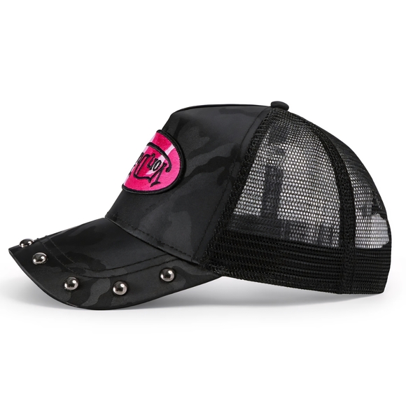 VON DUTCH BLACK & PINK STUDDED TRUCKER HAT - Picture 2 of 4